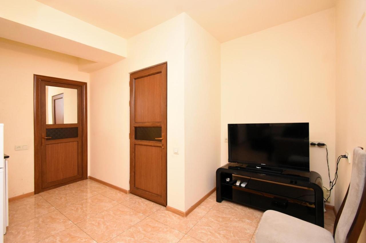 A&X Hostel And Tours Yerevan Luaran gambar