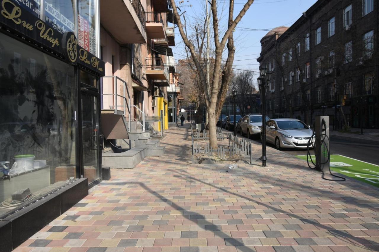 A&X Hostel And Tours Yerevan Luaran gambar