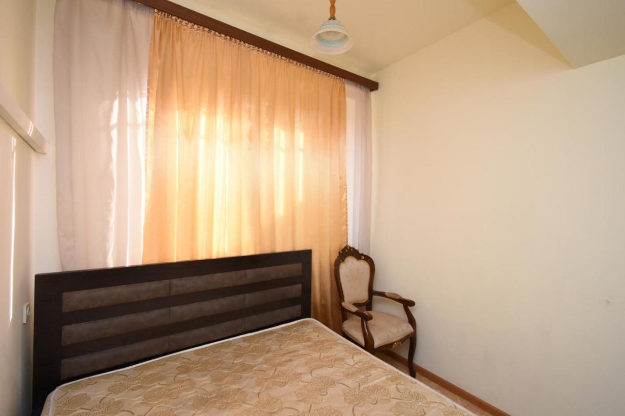 A&X Hostel And Tours Yerevan Luaran gambar