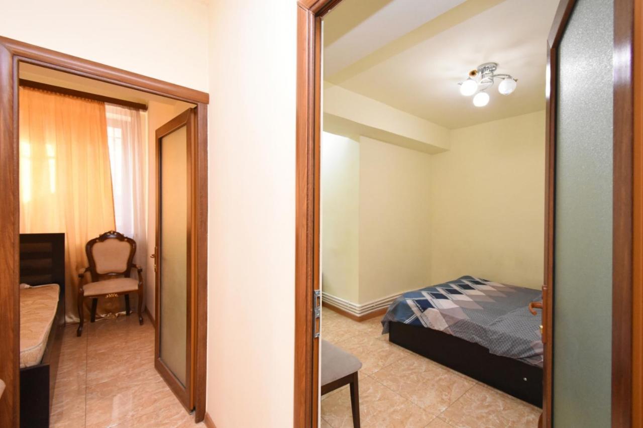 A&X Hostel And Tours Yerevan Luaran gambar