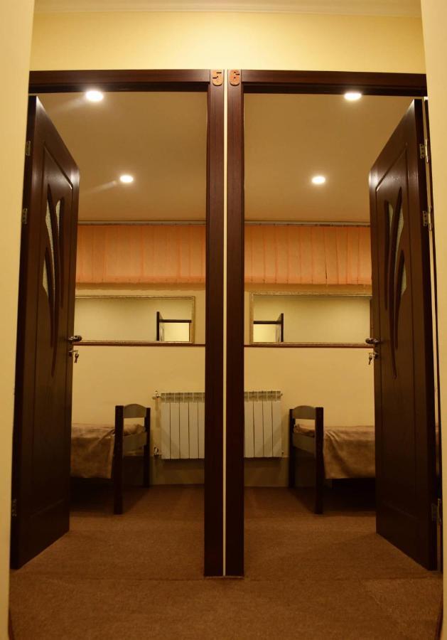 A&X Hostel And Tours Yerevan Luaran gambar